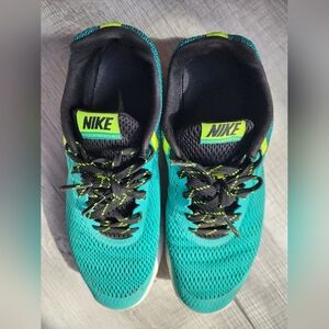 Nike Running Sneaker Teal Size 10